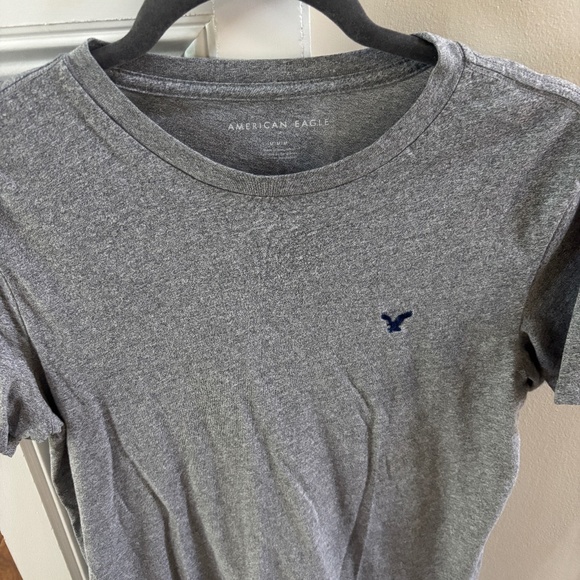 American Eagle Men’s grey tee super soft with embroidered eagle logo - Picture 1 of 2